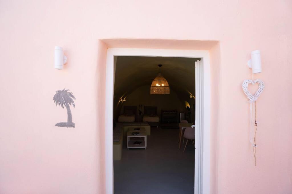 Santorini Oasis- Cave House Vila Fira  Exterior foto